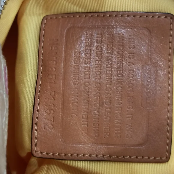 Coach - Picture 5 of 9